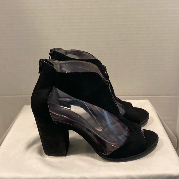 Black Boot Style Chunky Heels - Picture 1 of 4